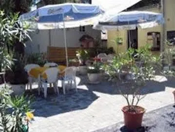 Fliegerhorst Casa de hóspedes Dresden