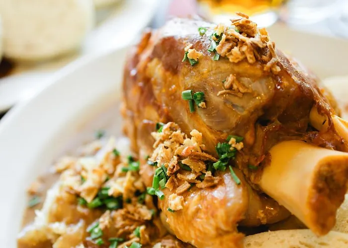 Pensión Fliegerhorst 3*