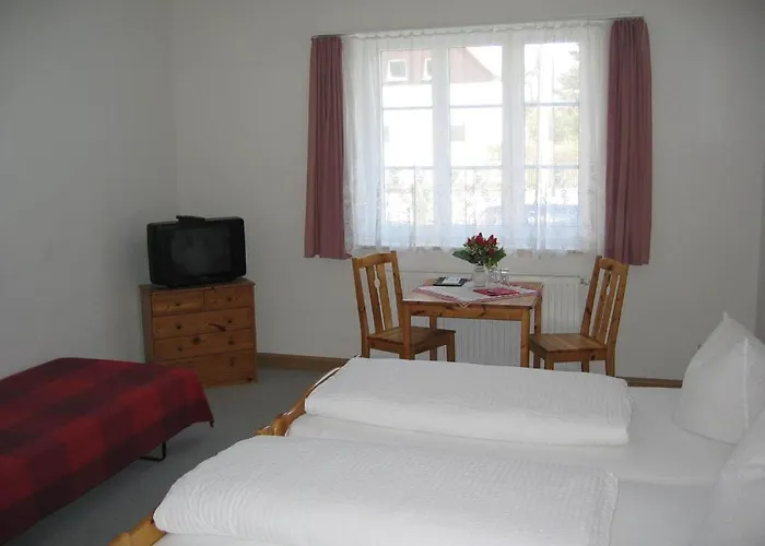 Fliegerhorst Pensión 3*